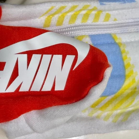 Nike Baby 3M Onesie Sleep and Play with Red Accents and close flap for hands New - Picture 8 of 12